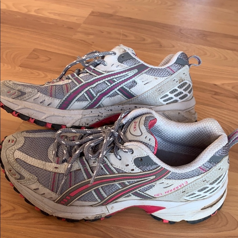 Used ASICS - Picture 2 of 6